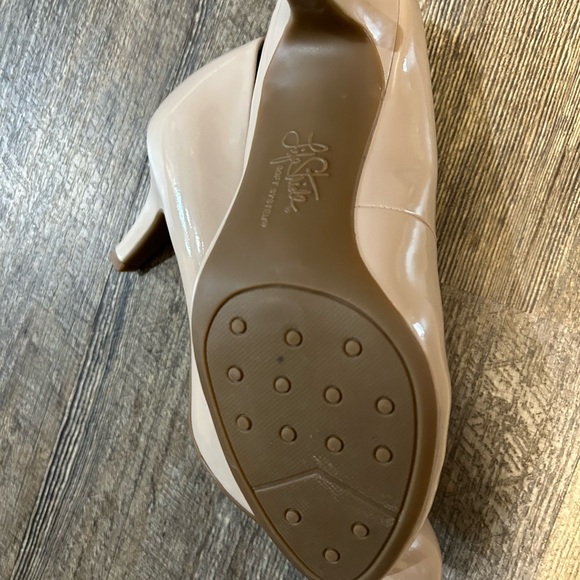 Life Stride Parigi Pumps size 7W - Picture 3 of 4